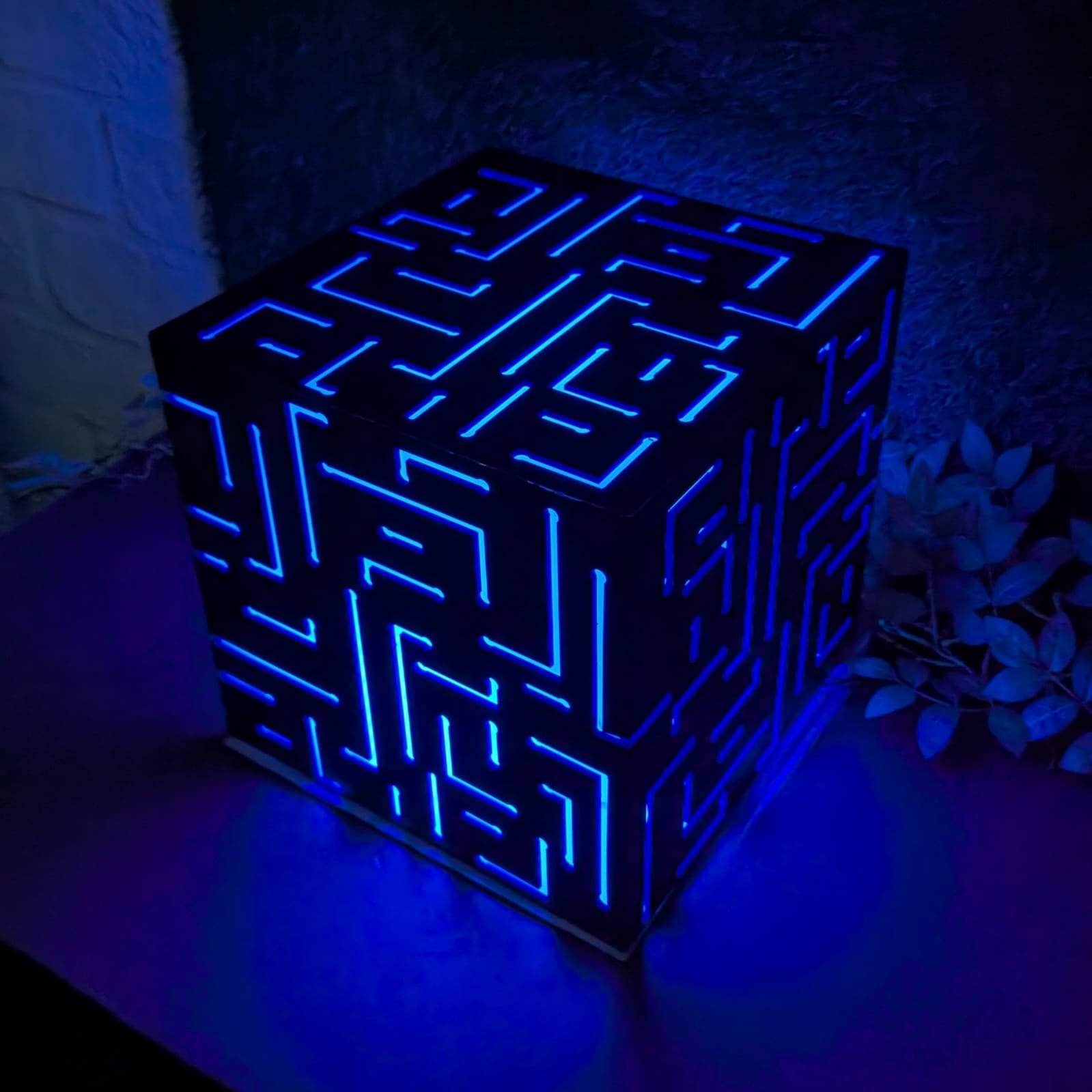 Alien Cube