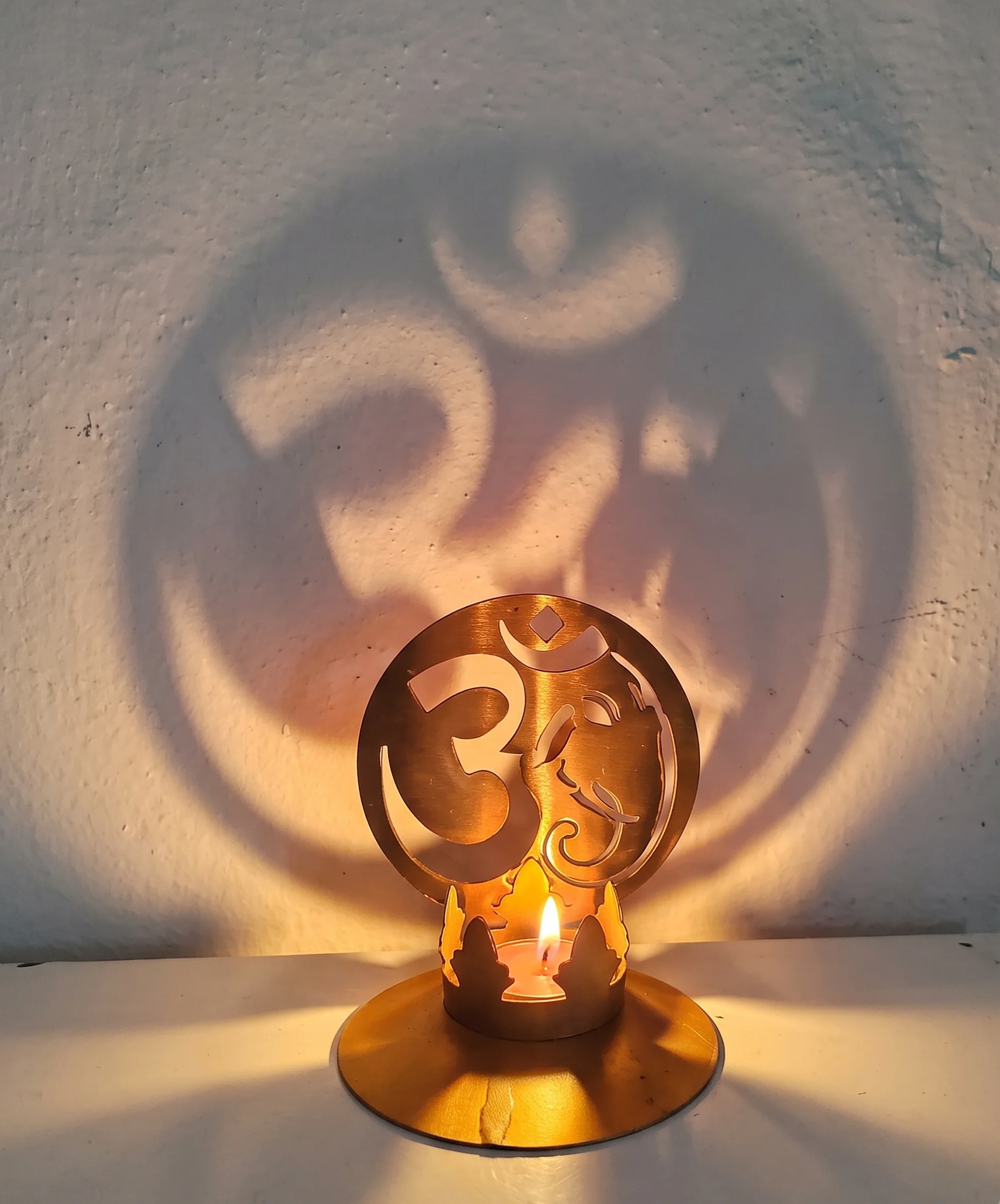 SS Shadow-Effect Candle Holders - Image 3